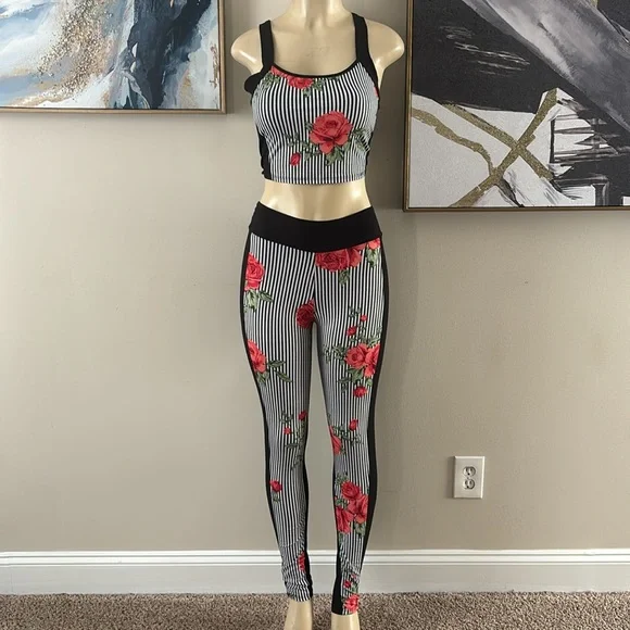 Fashion Nova- pinstripe red rose design set. - Picture 2 of 7